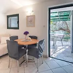 Dubra By Interhome Hébergement de vacances Komarna