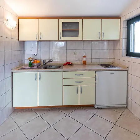 Dubra By Interhome Nyaraló Komarna