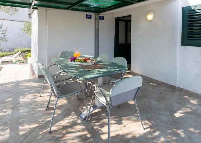 Dubra By Interhome